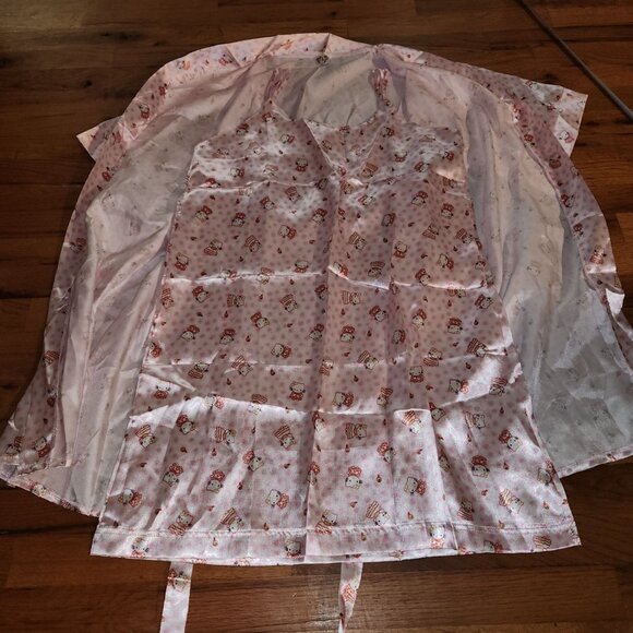 Hello Kitty Other - Hello Kitty Pink Silk Kimono Robe & Nightgown Set